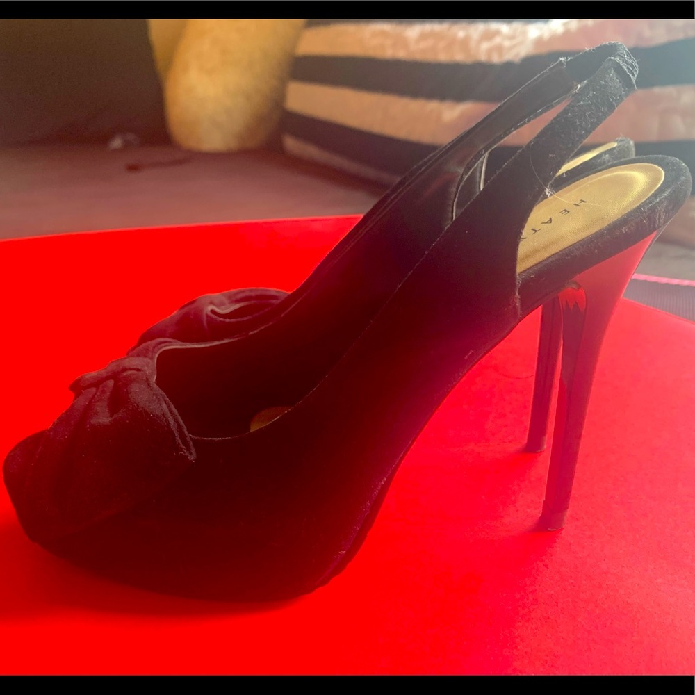 Heels - Picture 3 of 3